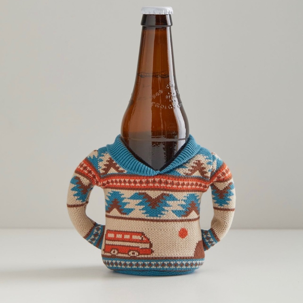 BEVERAGE SWEATER